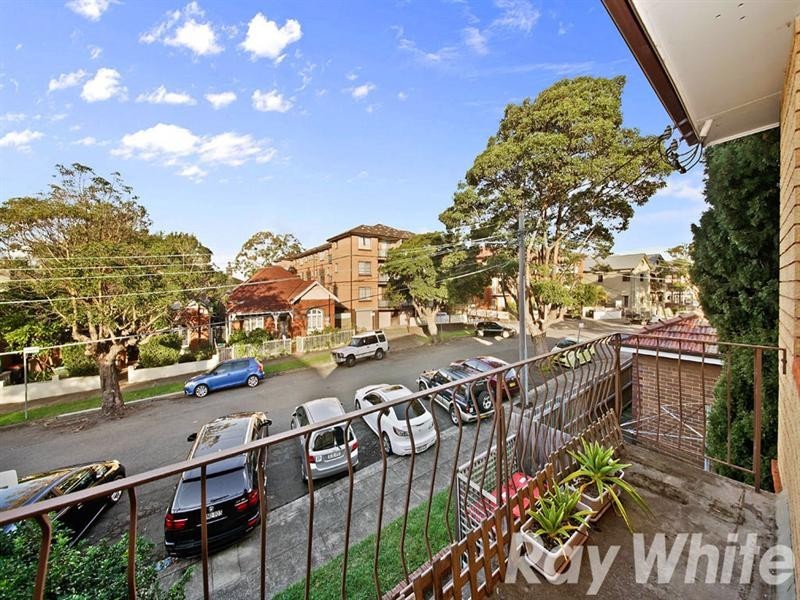 6/51 Woodcourt Street, Marrickville NSW 2204