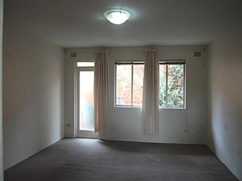 8/115 Denison Road, Lewisham NSW 2049