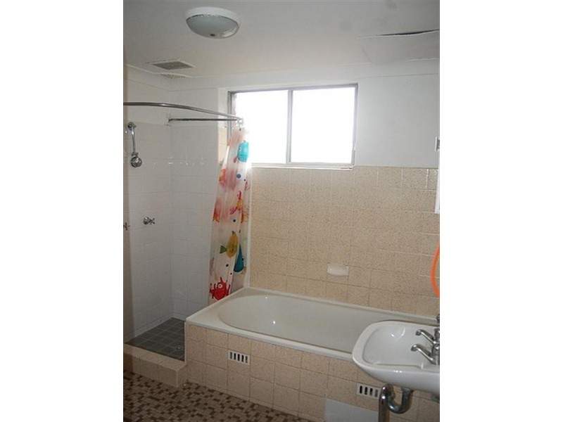 8/115 Denison Road, Lewisham NSW 2049