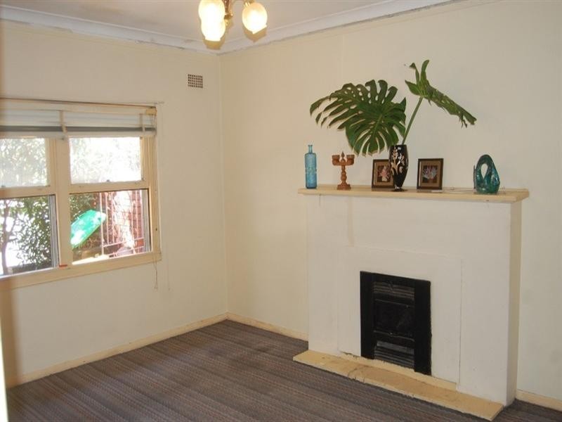 42 Persic Street, Belfield NSW 2191