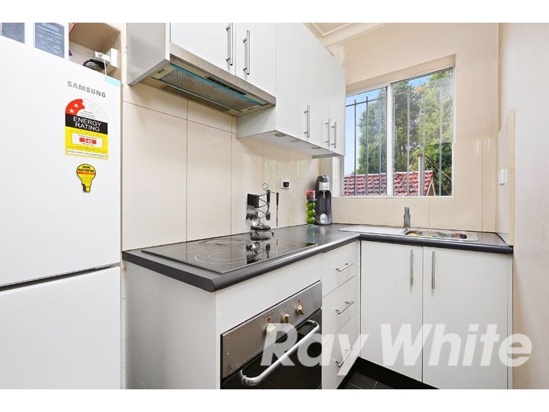 2/4 Howard Street, Canterbury NSW 2193