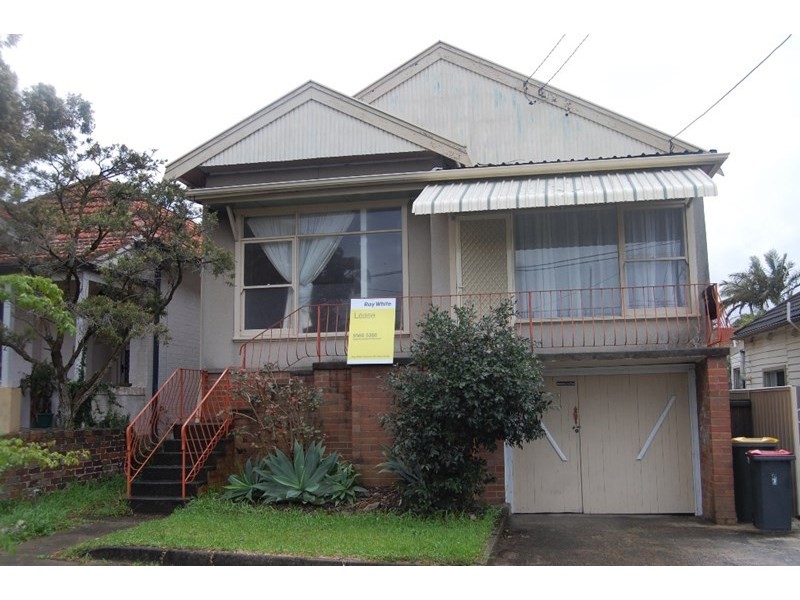 4 Arthur Street, Carlton NSW 2218