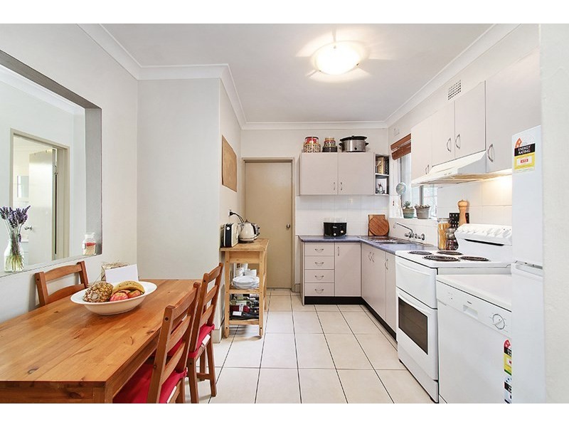2/22 Bayley Street, Marrickville NSW 2204