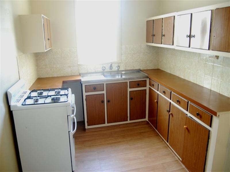 8 Elizabeth Street, Kingsgrove NSW 2208