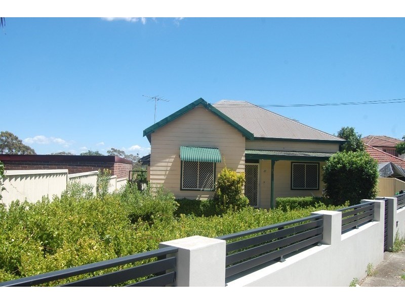 22 Jeffrey Street, Canterbury NSW 2193