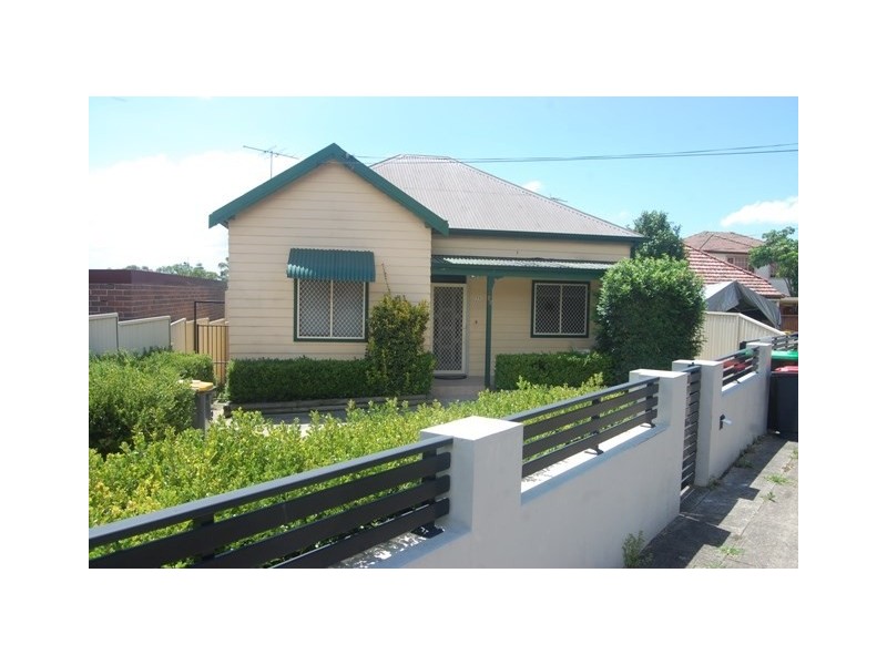 22 Jeffrey Street, Canterbury NSW 2193