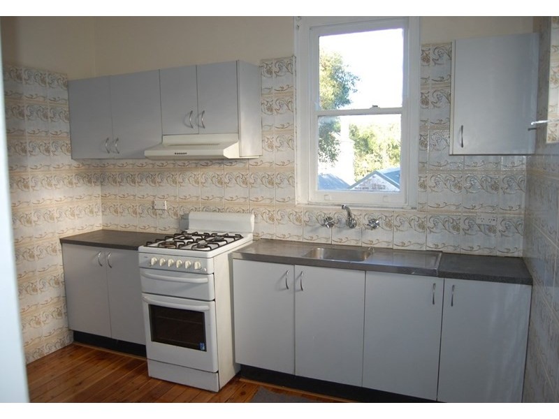 2/213 New Canterbury Road, Petersham NSW 2049