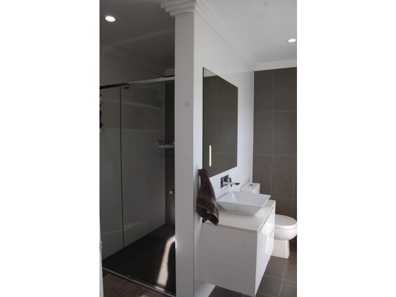 16A Dreadnought Street, Roselands NSW 2196