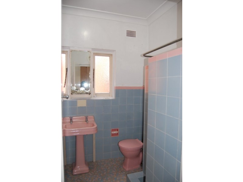 11 Dibble Avenue, Marrickville NSW 2204