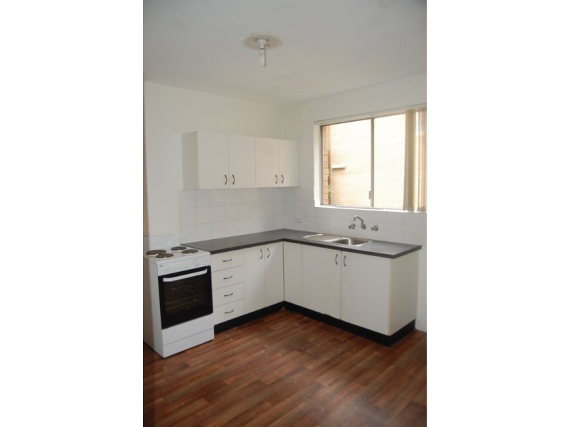 2/10 Glen Street, Marrickville NSW 2204