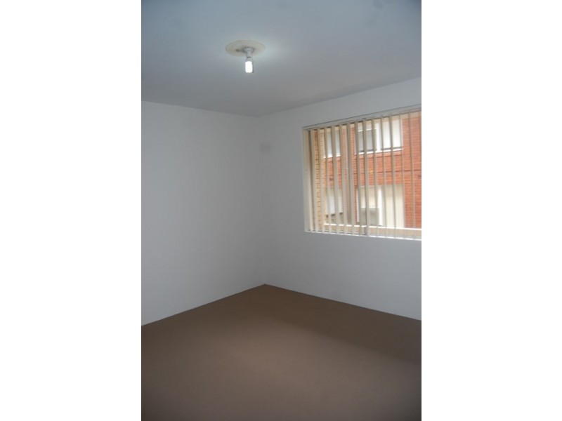 2/10 Glen Street, Marrickville NSW 2204