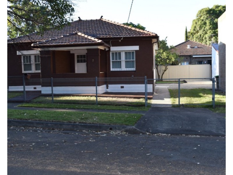 7 Marrickville Avenue, Marrickville NSW 2204