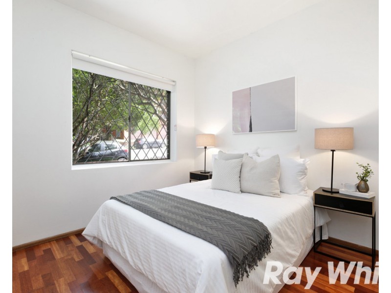 1/18 Bayley Street, Marrickville NSW 2204