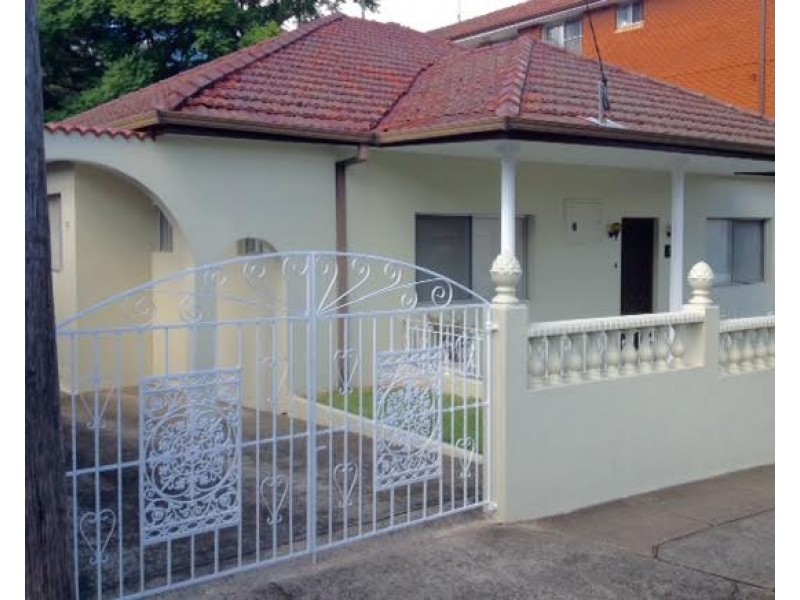 7 Dibble Avenue, Marrickville NSW 2204