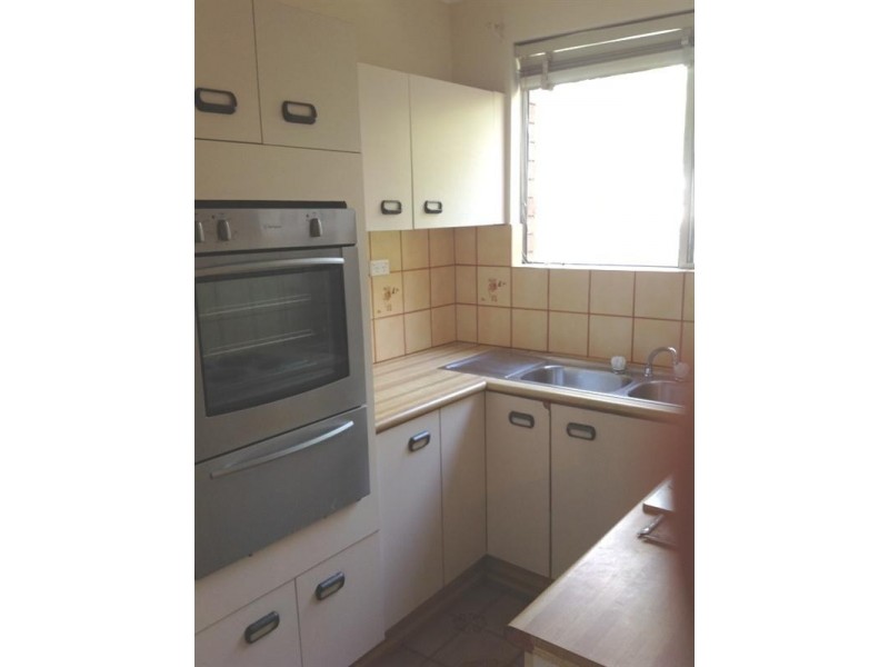 1/15 Arthur Street, Marrickville NSW 2204