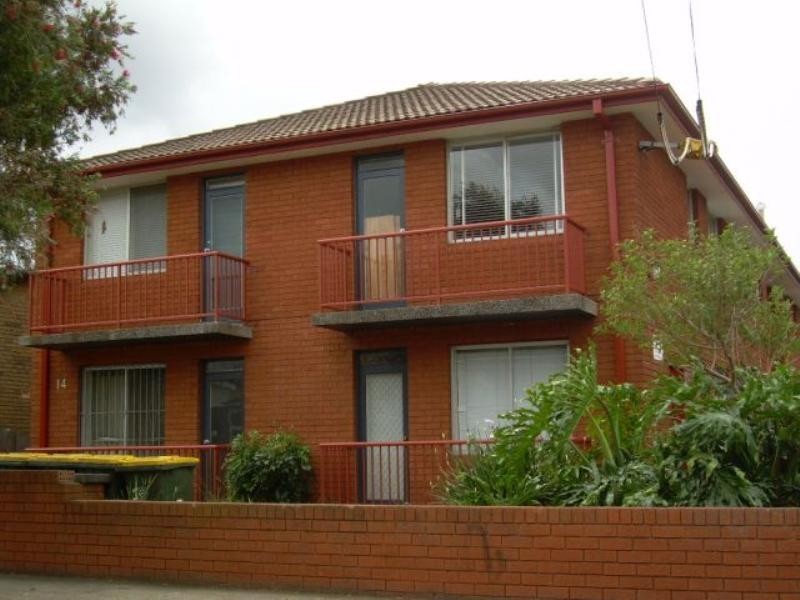 1/14 Northcote Street, Canterbury NSW 2193