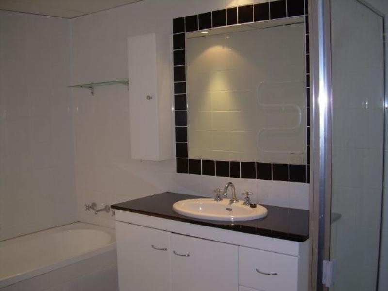 6/18 Cecilia Street, Marrickville NSW 2204