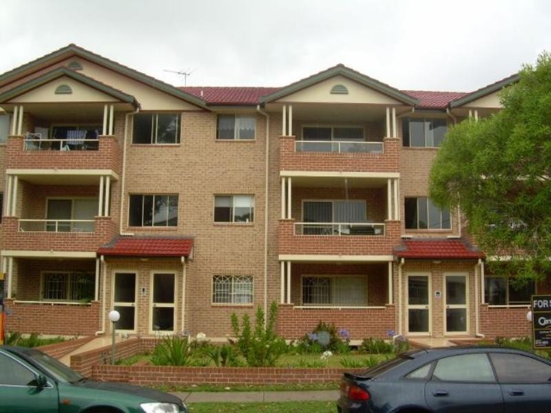 1/70-74 Clissold Parade, Campsie NSW 2194