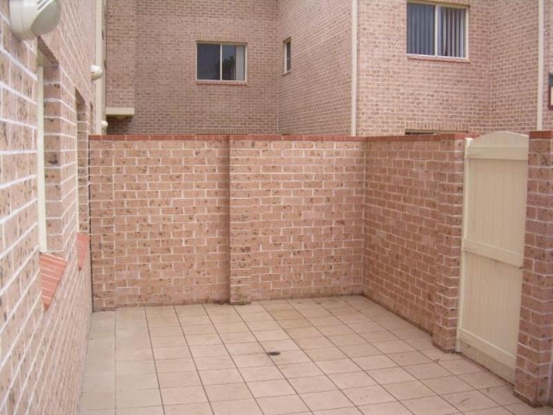 1/70-74 Clissold Parade, Campsie NSW 2194