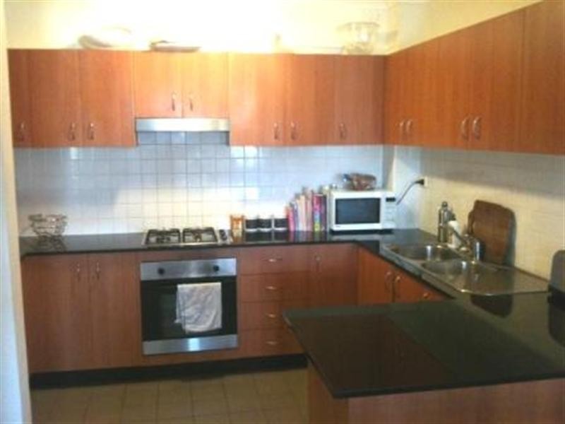 8/18 Cecilia Street, Marrickville NSW 2204