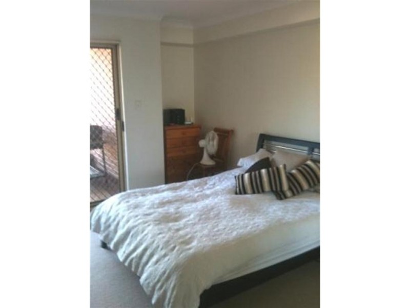 8/18 Cecilia Street, Marrickville NSW 2204