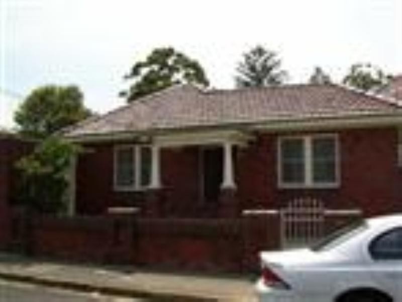 20 Fairfowl Street, Dulwich Hill NSW 2203