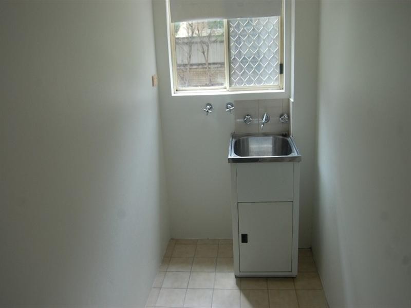 8/27-33 Jeffrey Street, Canterbury NSW 2193