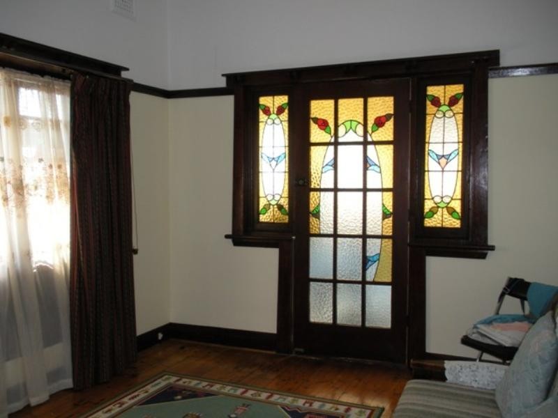 2 Warren Road, Marrickville NSW 2204