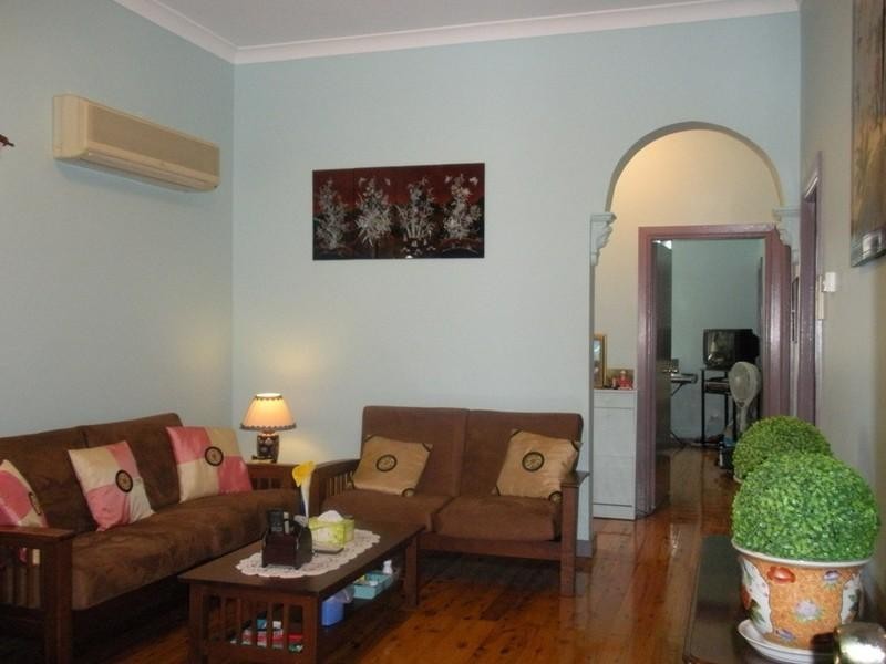 3 Pile Street, Dulwich Hill NSW 2203