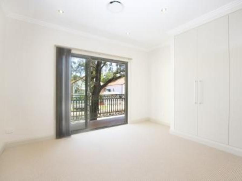 8 Maddock Street, Dulwich Hill NSW 2203