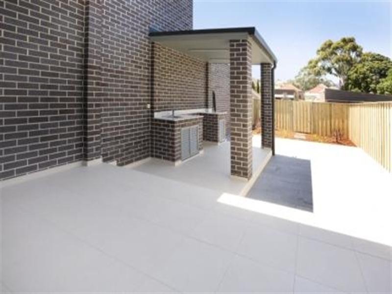 8 Maddock Street, Dulwich Hill NSW 2203