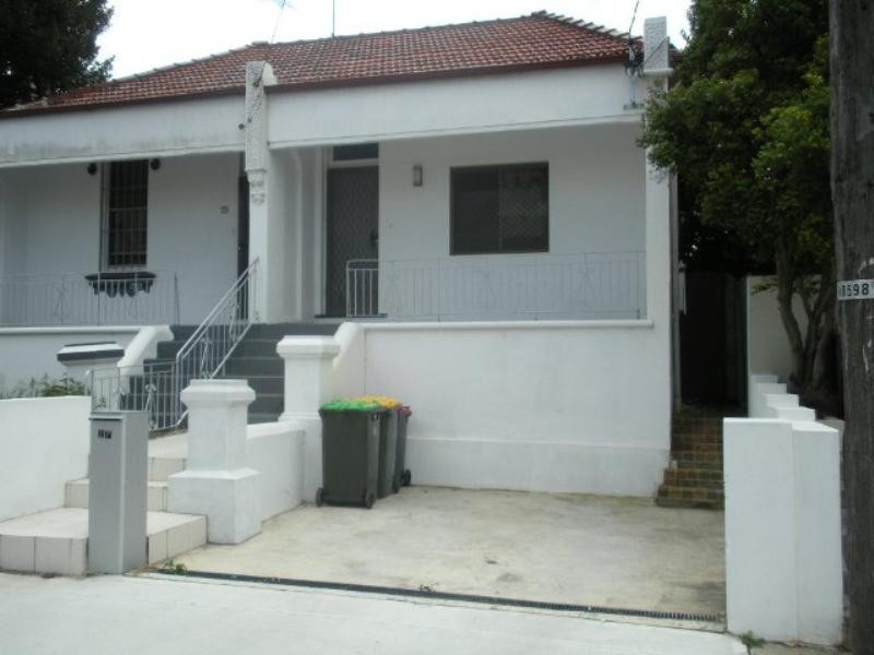 27 Canterbury Road, Canterbury NSW 2193