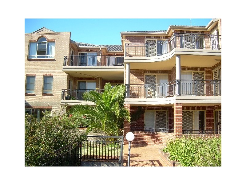 4/18 Cecilia Street, Marrickville NSW 2204