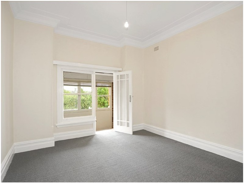 11 Bedford Crescent, Dulwich Hill NSW 2203