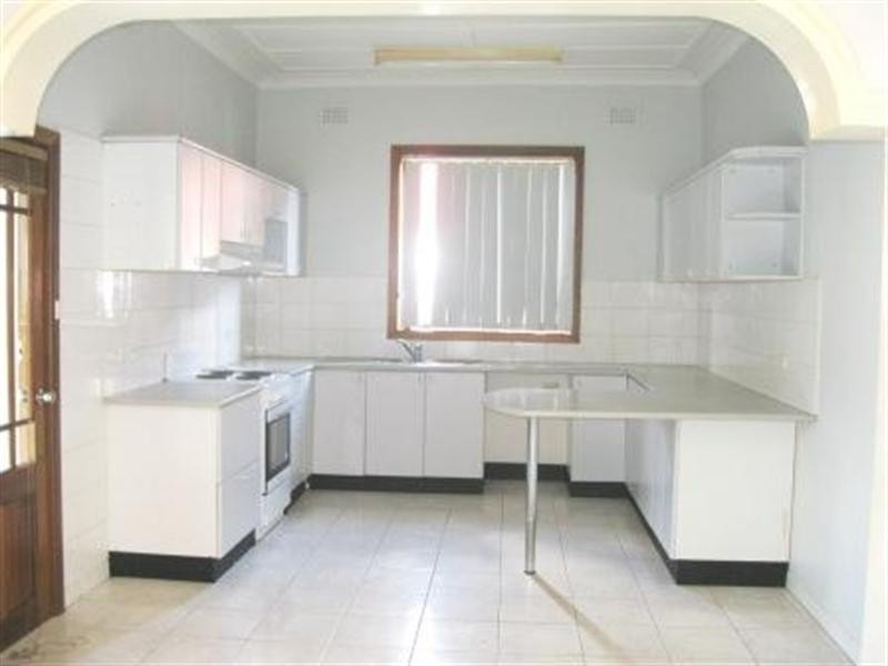 28 Kings Road, Brighton-le-sands NSW 2216