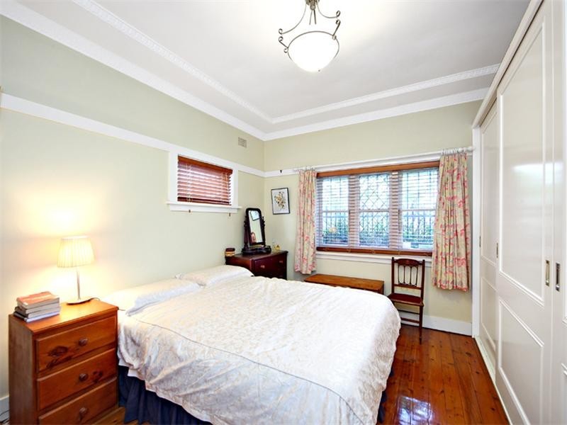 38 Woodbury Street, Marrickville NSW 2204