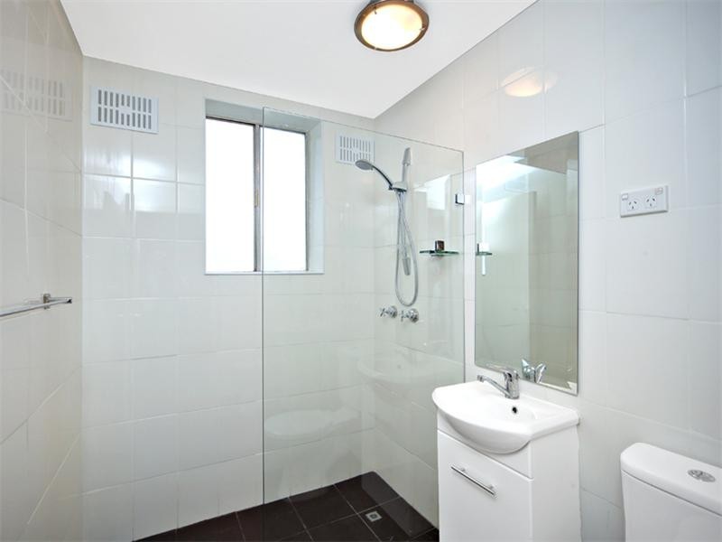 12/60-64 Ewart Street, Marrickville NSW 2204