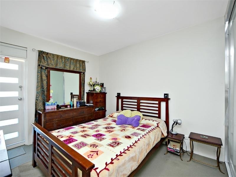 2/434 Illawarra Road, Marrickville NSW 2204