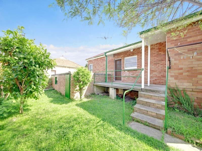 1a Garnet Street, Dulwich Hill NSW 2203