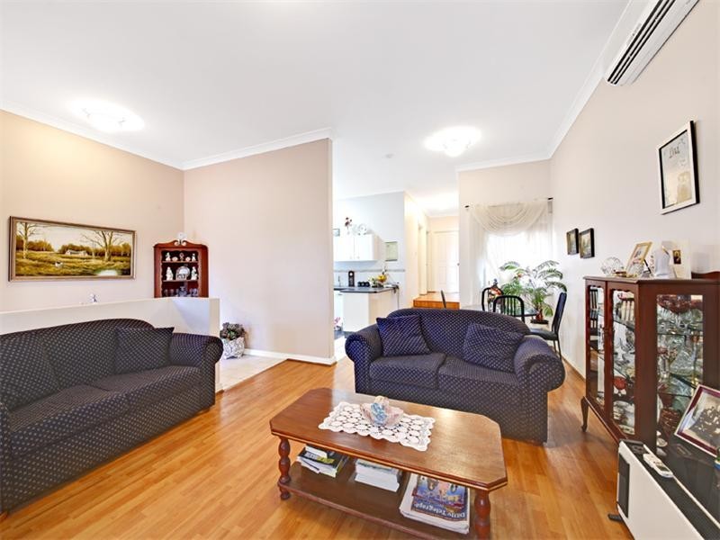 6/84 William Street, Earlwood NSW 2206