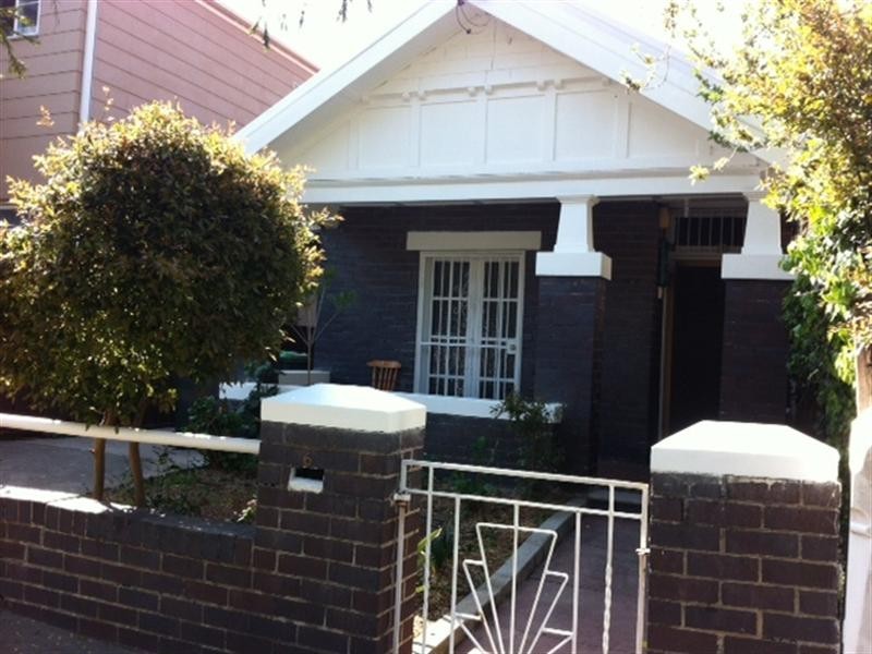 6 George Street, Marrickville NSW 2204