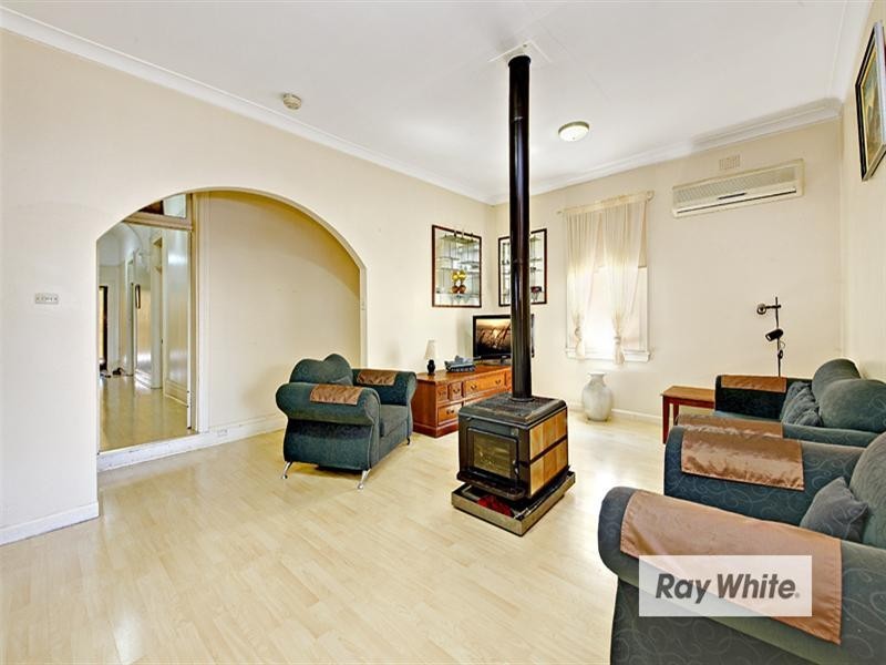 12 Canonbury Grove, Dulwich Hill NSW 2203