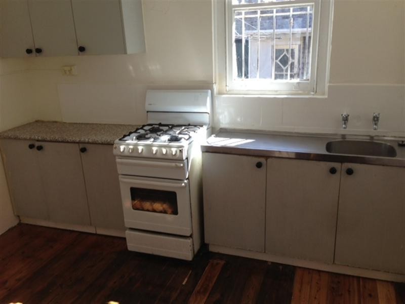 1/213 New Canterbury Road, Petersham NSW 2049