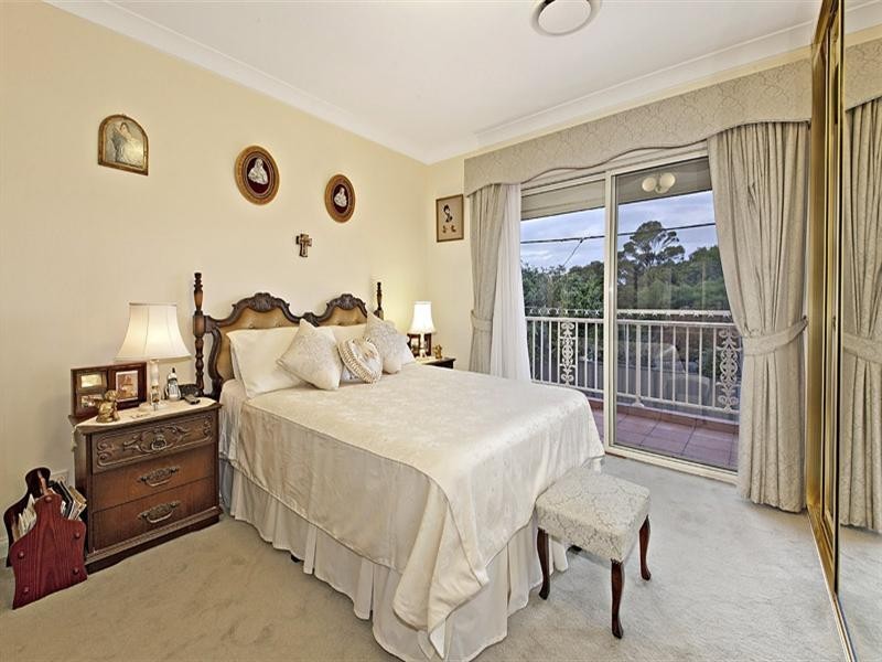 2 Blick Parade, Canterbury NSW 2193