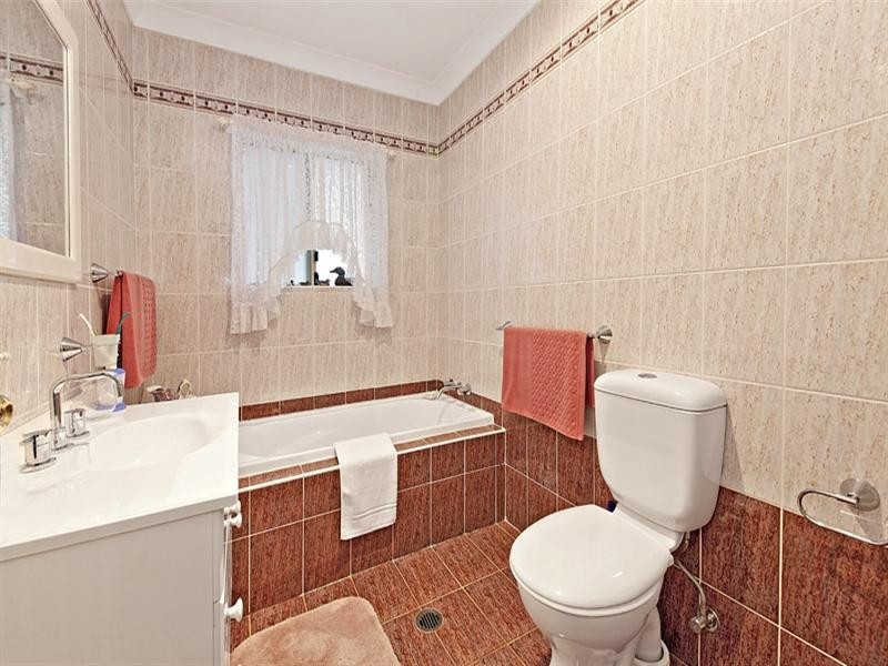 2 Blick Parade, Canterbury NSW 2193