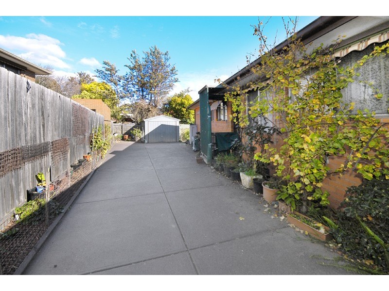 273 Carrick Drive, Gladstone Park VIC 3043