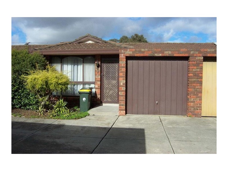 94 Plumpton Avenue, Glenroy VIC 3046