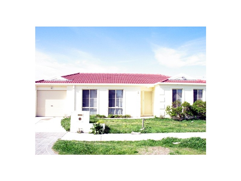 2 MERZ Place, Roxburgh Park VIC 3064