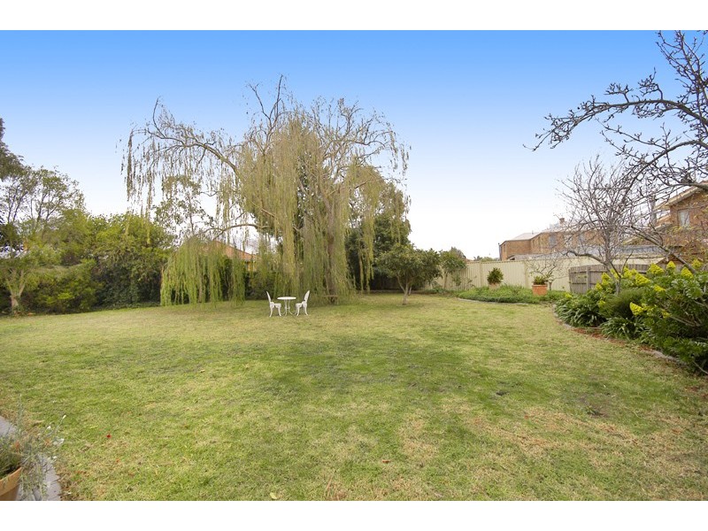 8 Kirby Close, Greenvale VIC 3059