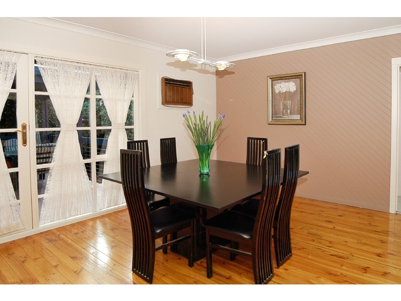 8 Endeavour Crescent, Westmeadows VIC 3049